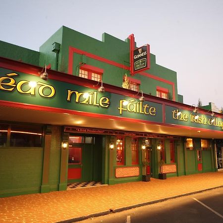 The Irish Village Emerald Exterior photo